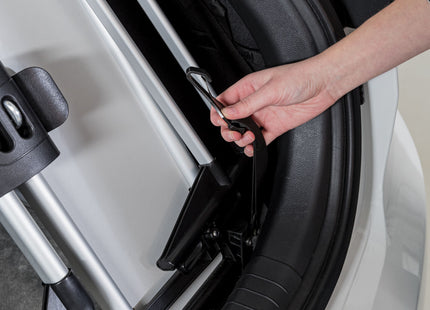 Schützendes Universal-Heckgitter in Silber-Schwarz von Trixie