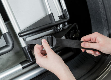 Schützendes Universal-Heckgitter in Silber-Schwarz von Trixie