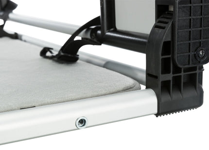 Schützendes Universal-Heckgitter in Silber-Schwarz von Trixie