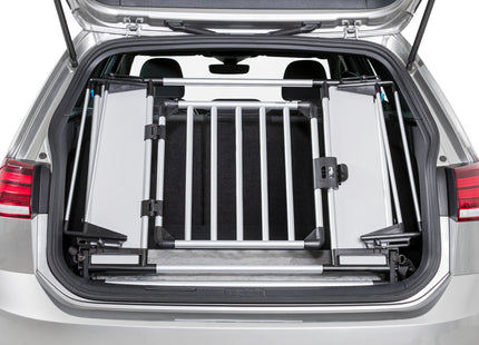 Schützendes Universal-Heckgitter in Silber-Schwarz von Trixie