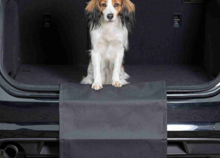 Schwarze Stossstangenschürze von Trixie für Hunde