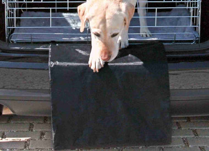 Schwarze Stossstangenschürze von Trixie für Hunde