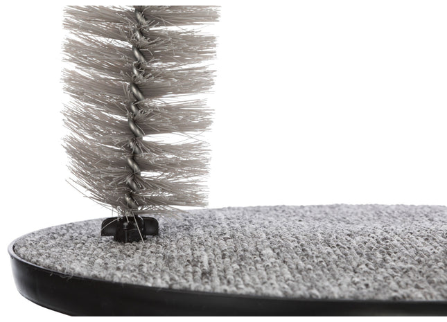 Katzengrauer Massage- und Fellpflegebogen von Trixie für glückliche Katzen