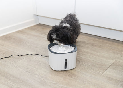 Trixie Trinkbrunnen Flower Kunststoff - hochwertiger Trinkbrunnen für Haustiere aus strapazierfähigem Kunststoff