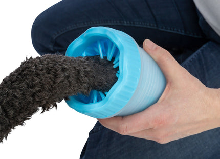 Praktischer blauer Pfotenreiniger aus Silikon für saubere Hundepfoten