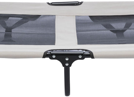 Bequeme Hundeliege in Beige und Schwarz für entspannte Ruhephasen