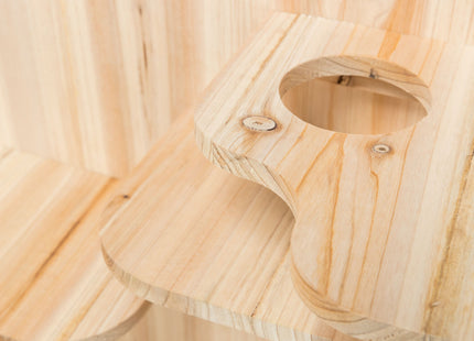 Trixie Nagerheim, Holz