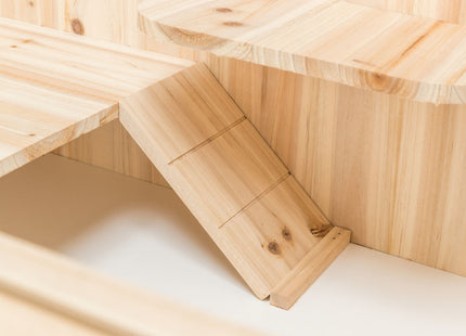 Trixie Nagerheim, Holz